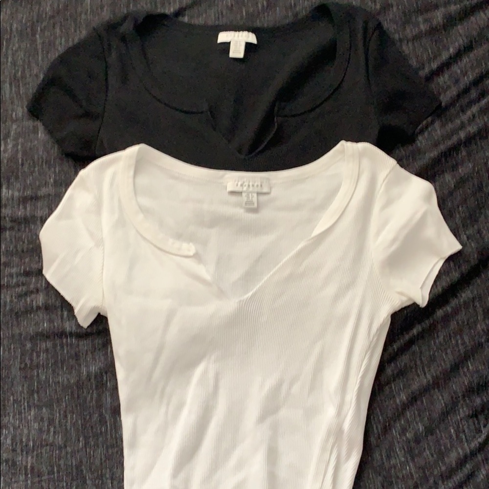 Black and white crop top bundle